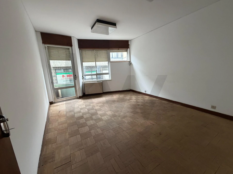 Escritório para Venda em São João da Madeira Foto 4