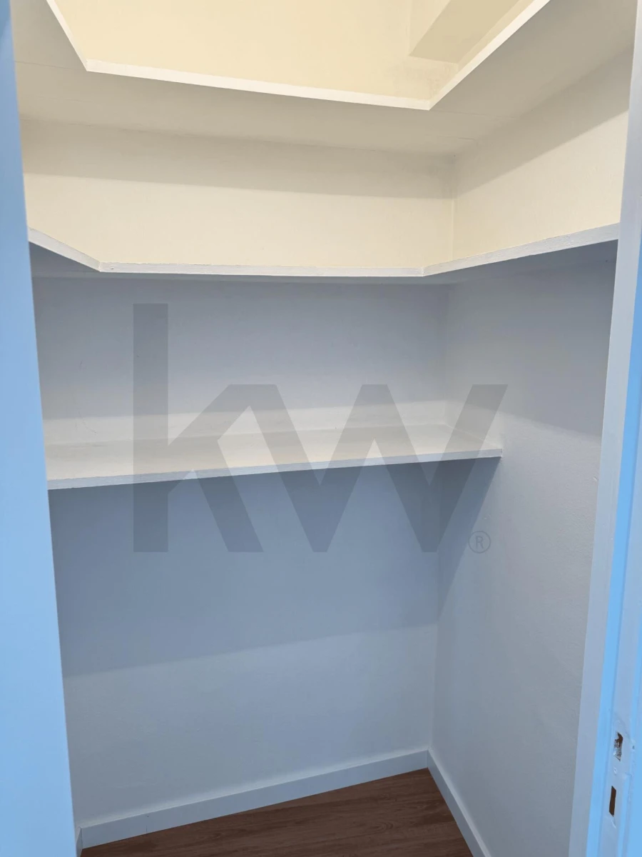 Apartamento T2 para Arrendamento em Campo de Ourique Foto 22