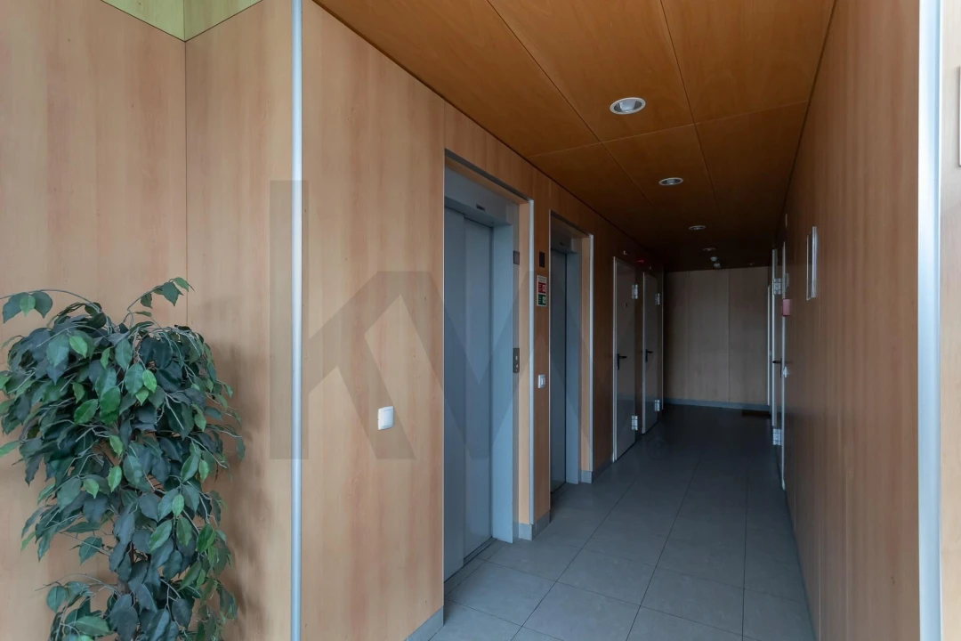 Apartamento T1 para Arrendamento em Parque das Nações Foto 19