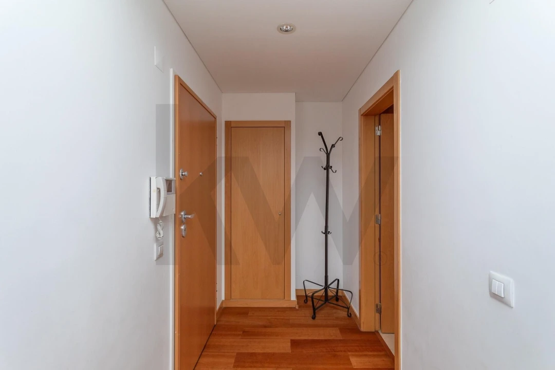 Apartamento T1 para Arrendamento em Parque das Nações Foto 5