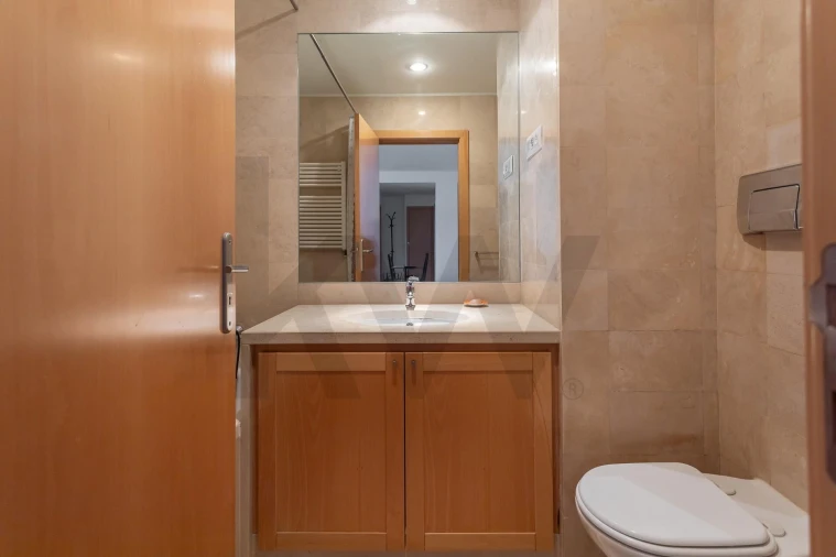 Apartamento T1 para Arrendamento em Parque das Nações Foto 13