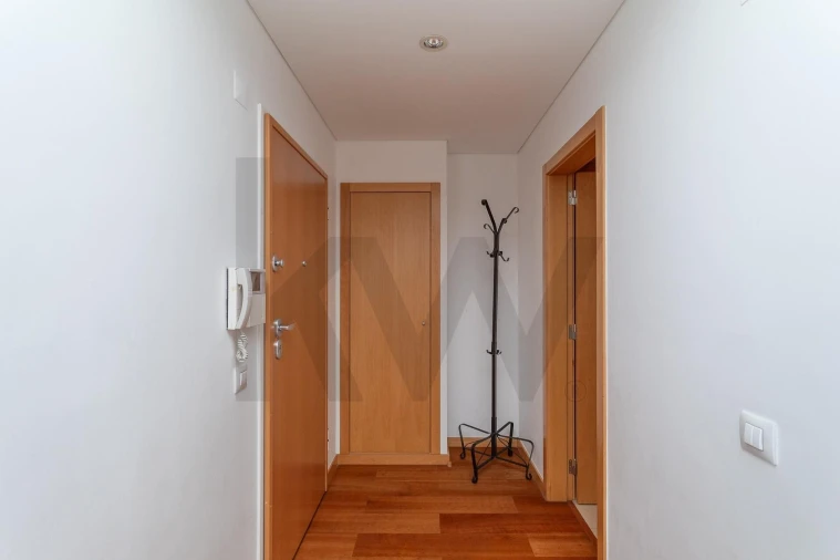 Apartamento T1 para Arrendamento em Parque das Nações Foto 5