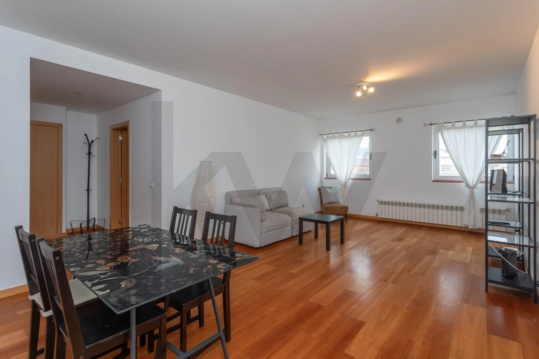 Apartamento T1 para Arrendamento em Parque das Nações Foto 4