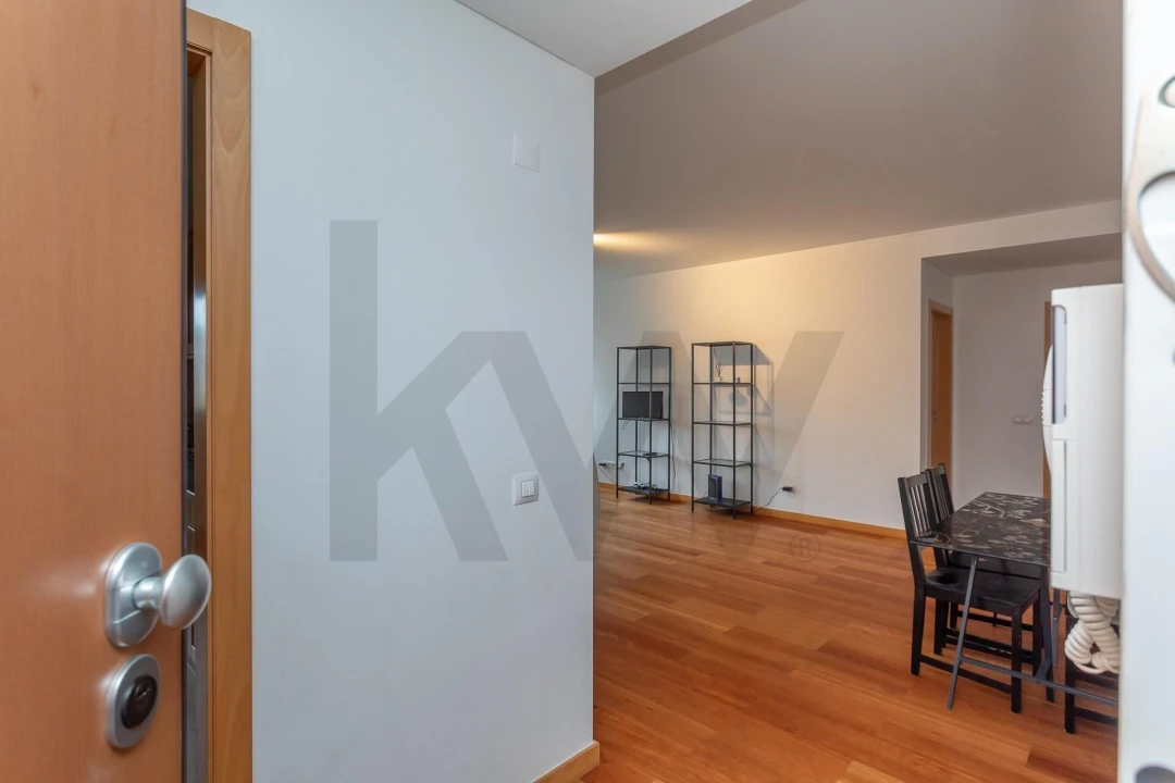 Apartamento T1 para Arrendamento em Parque das Nações Foto 6