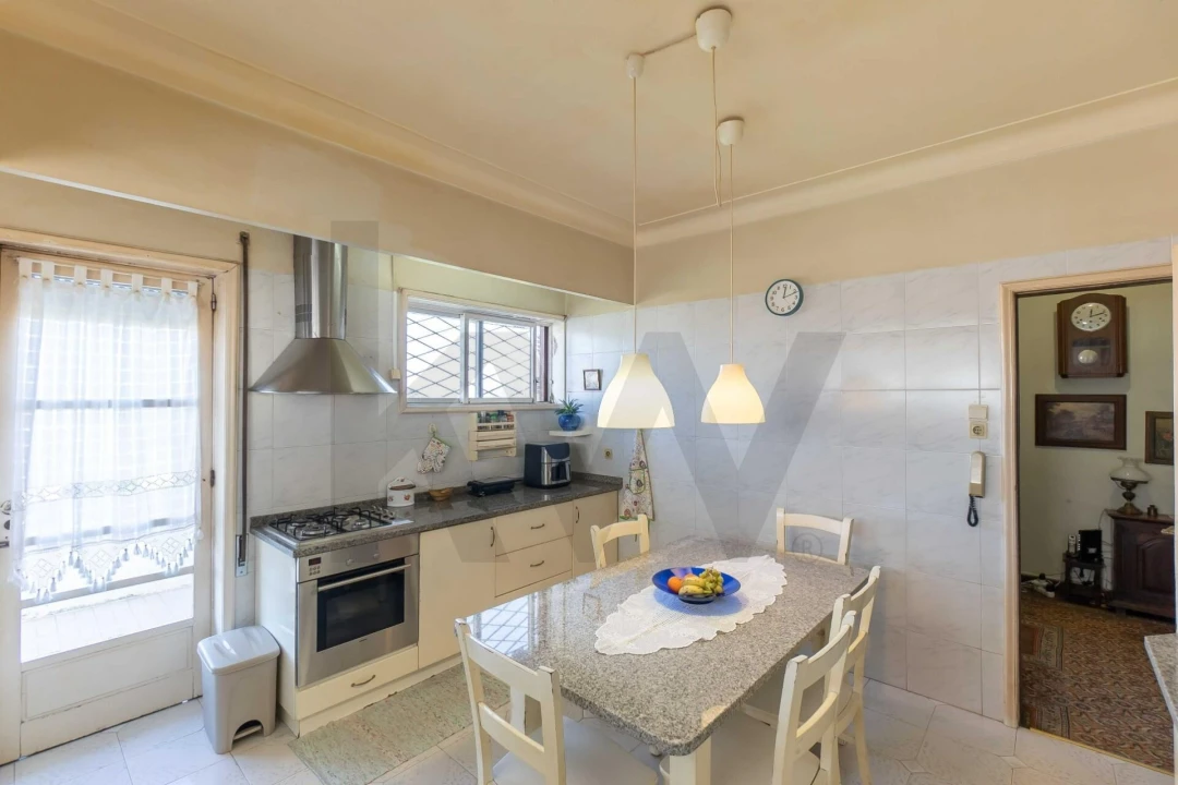 Moradia T7 para Venda em Pedroso e Seixezelo Foto 12