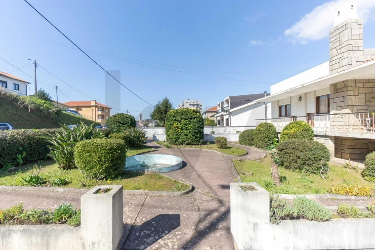 Moradia T7 para Venda em Pedroso e Seixezelo Foto 53