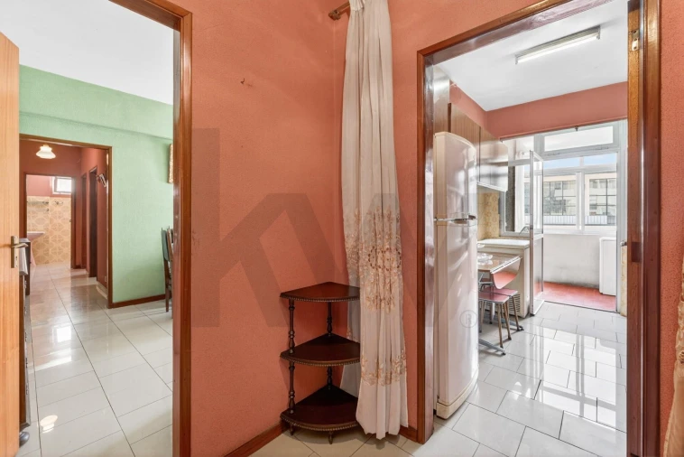 Apartamento T2 para Venda em Funchal (Se) Foto 8