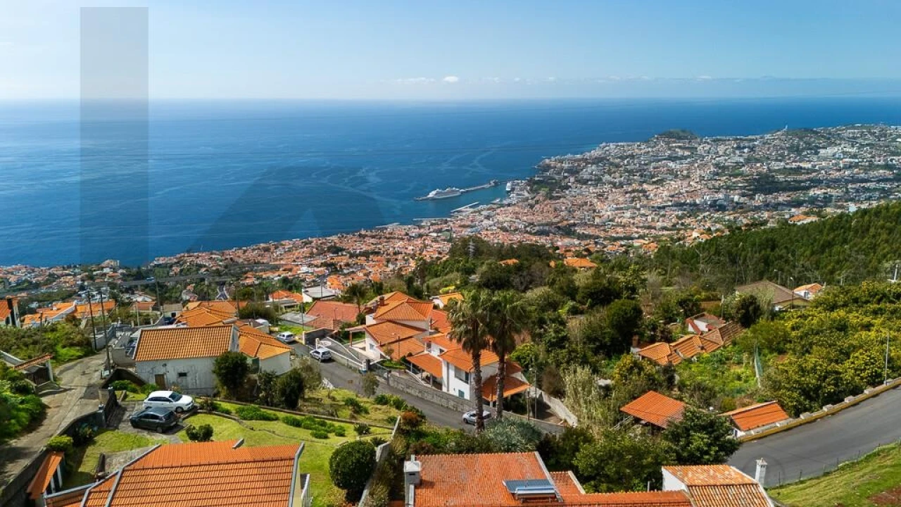 Terreno para Venda em São Gonçalo Foto 1