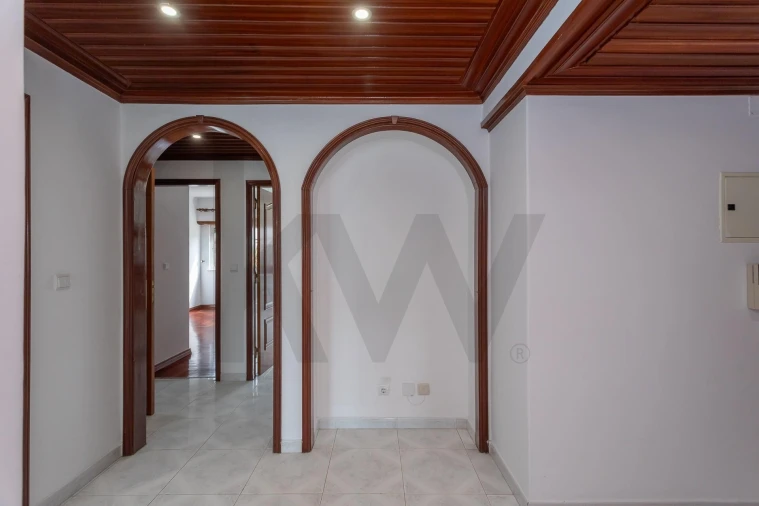 Apartamento T2 para Venda em Costa da Caparica Foto 17