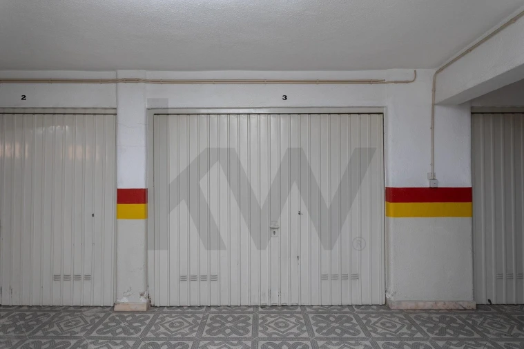 Apartamento T2 para Venda em Costa da Caparica Foto 30