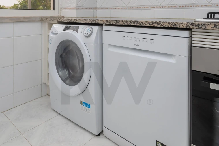 Apartamento T2 para Venda em Costa da Caparica Foto 25