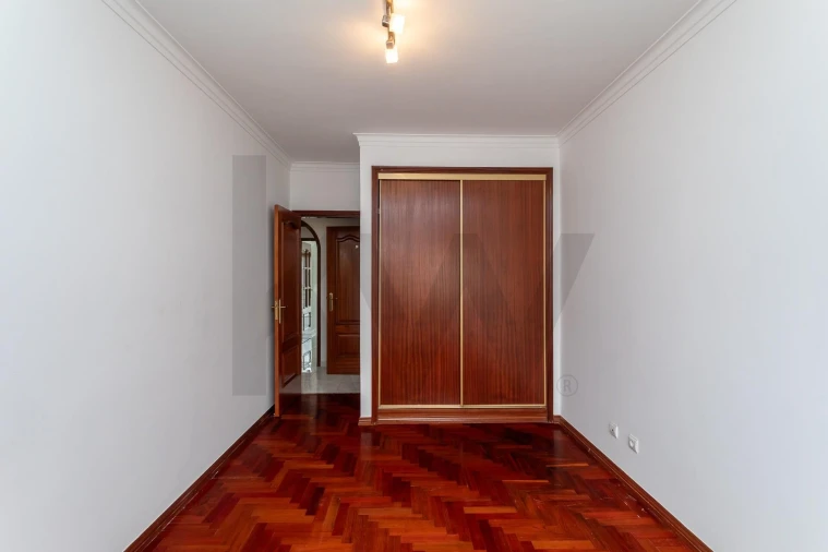 Apartamento T2 para Venda em Costa da Caparica Foto 18
