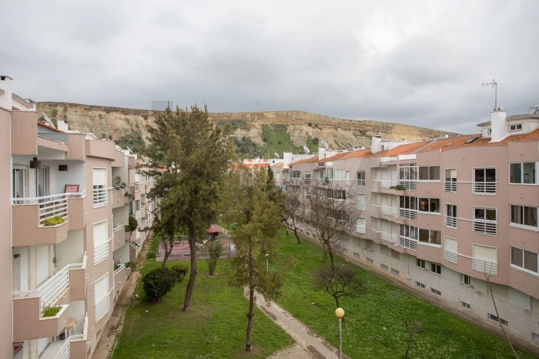 Apartamento T2 para Venda em Costa da Caparica Foto 29