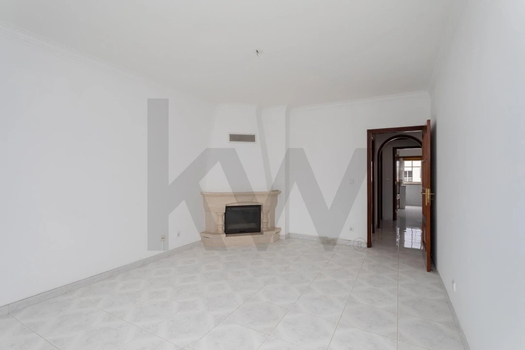 Apartamento T2 para Venda em Costa da Caparica Foto 6