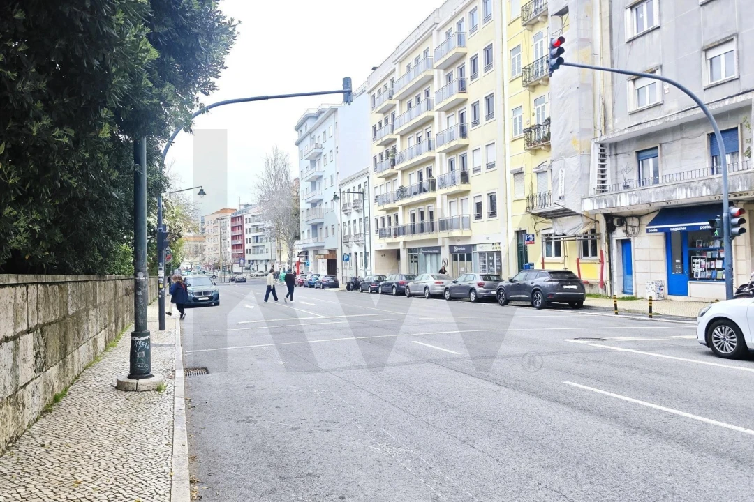 Loja para Venda em Avenidas Novas Foto 3