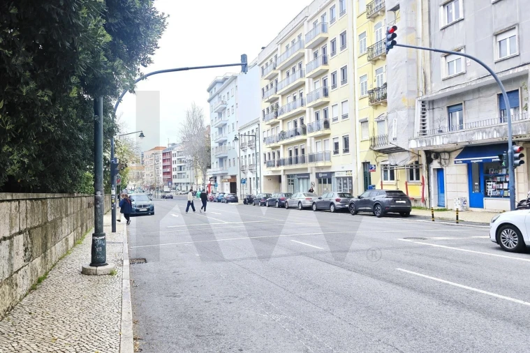 Loja para Venda em Avenidas Novas Foto 3