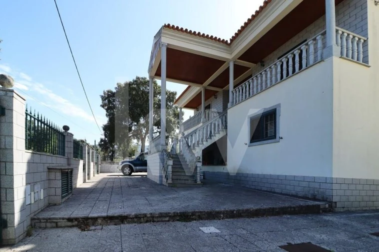 Moradia T7 para Venda em Côja e Barril de Alva Foto 11