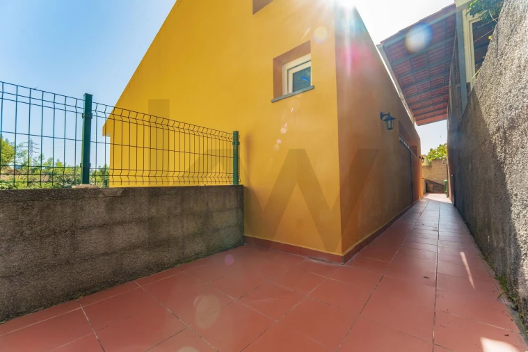 Moradia T3 para Venda em São Gonçalo Foto 32