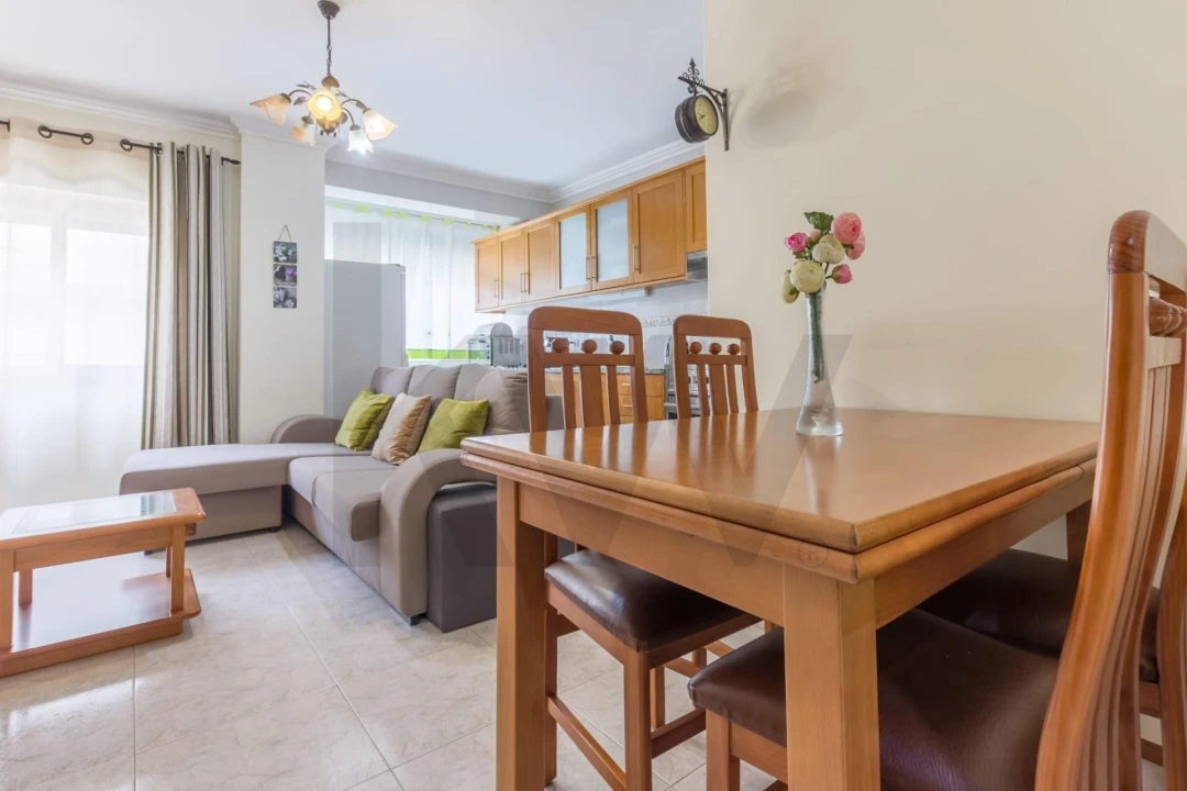 Apartamento T1 para Venda em Moita Foto 10