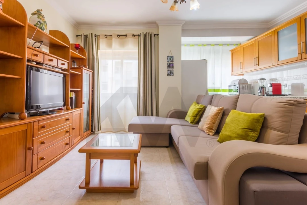 Apartamento T1 para Venda em Moita Foto 2