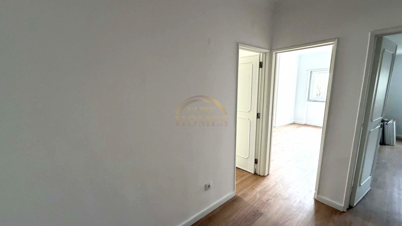 Apartamento T3 para Venda em Ramada e Caneças Foto 21