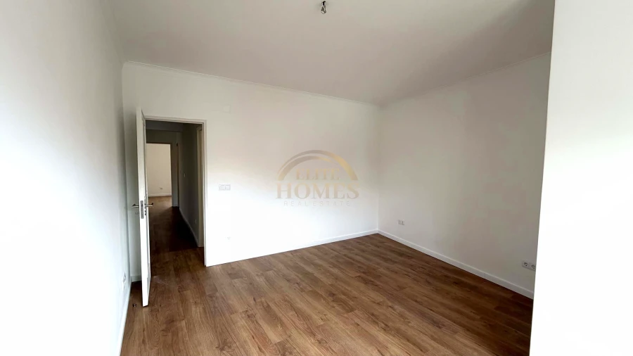 Apartamento T3 para Venda em Ramada e Caneças Foto 9