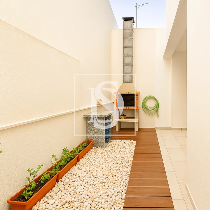 Moradia T3 para Venda em São Pedro Foto 23