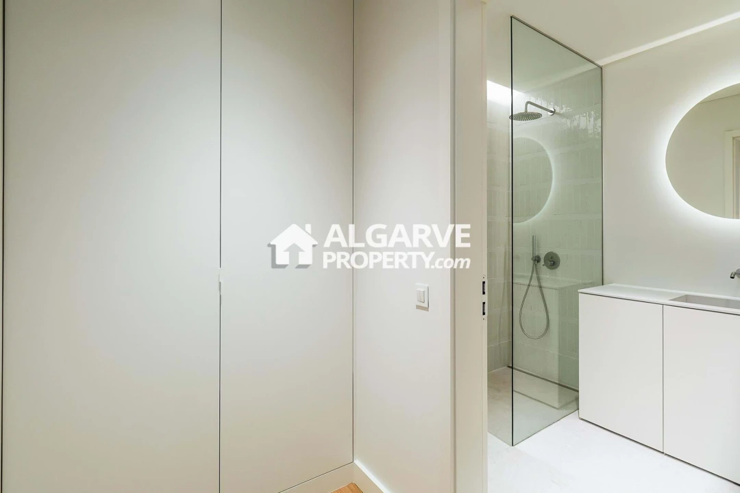 Apartamento T4 para Venda em Quarteira Foto 23