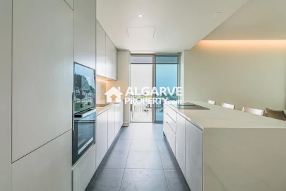 Apartamento T4 para Venda em Quarteira