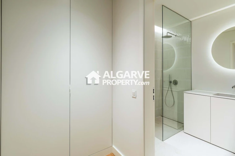 Apartamento T4 para Venda em Quarteira Foto 23