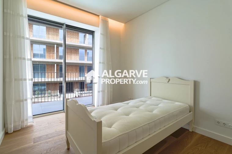 Apartamento T4 para Venda em Quarteira Foto 20
