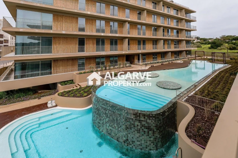 Apartamento T4 para Venda em Quarteira Foto 4