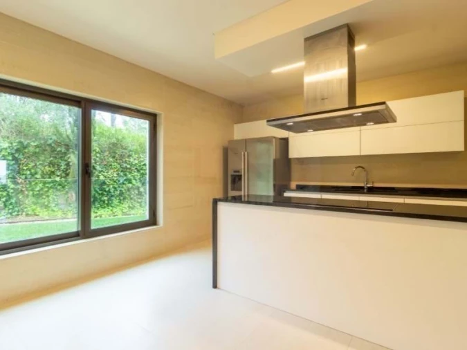 Apartamento T3 para Venda em Agualva e Mira-Sintra Foto 11