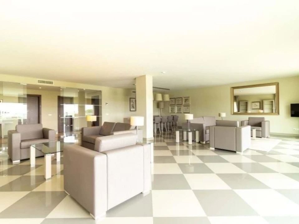 Apartamento T3 para Venda em Agualva e Mira-Sintra Foto 6