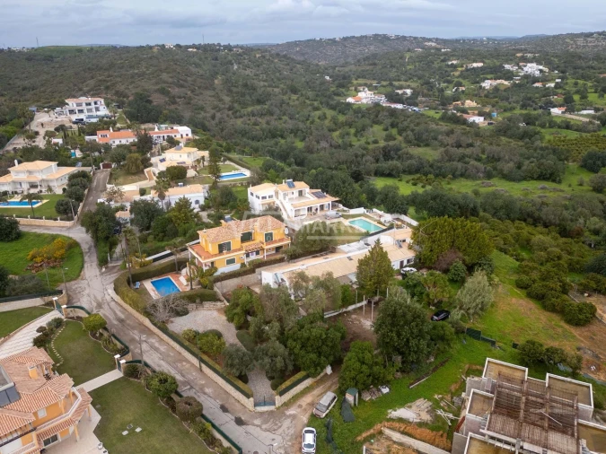 Quinta T3 para Venda em Boliqueime Foto 26
