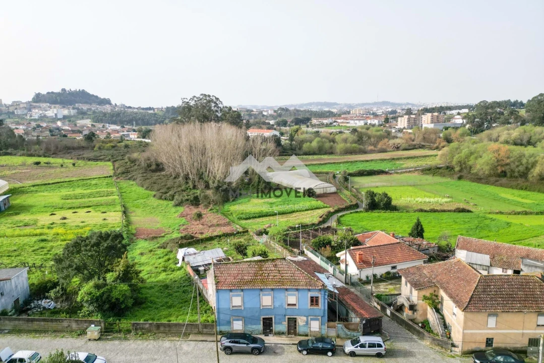 Terreno para Venda em Fânzeres e São Pedro da Cova Foto 5