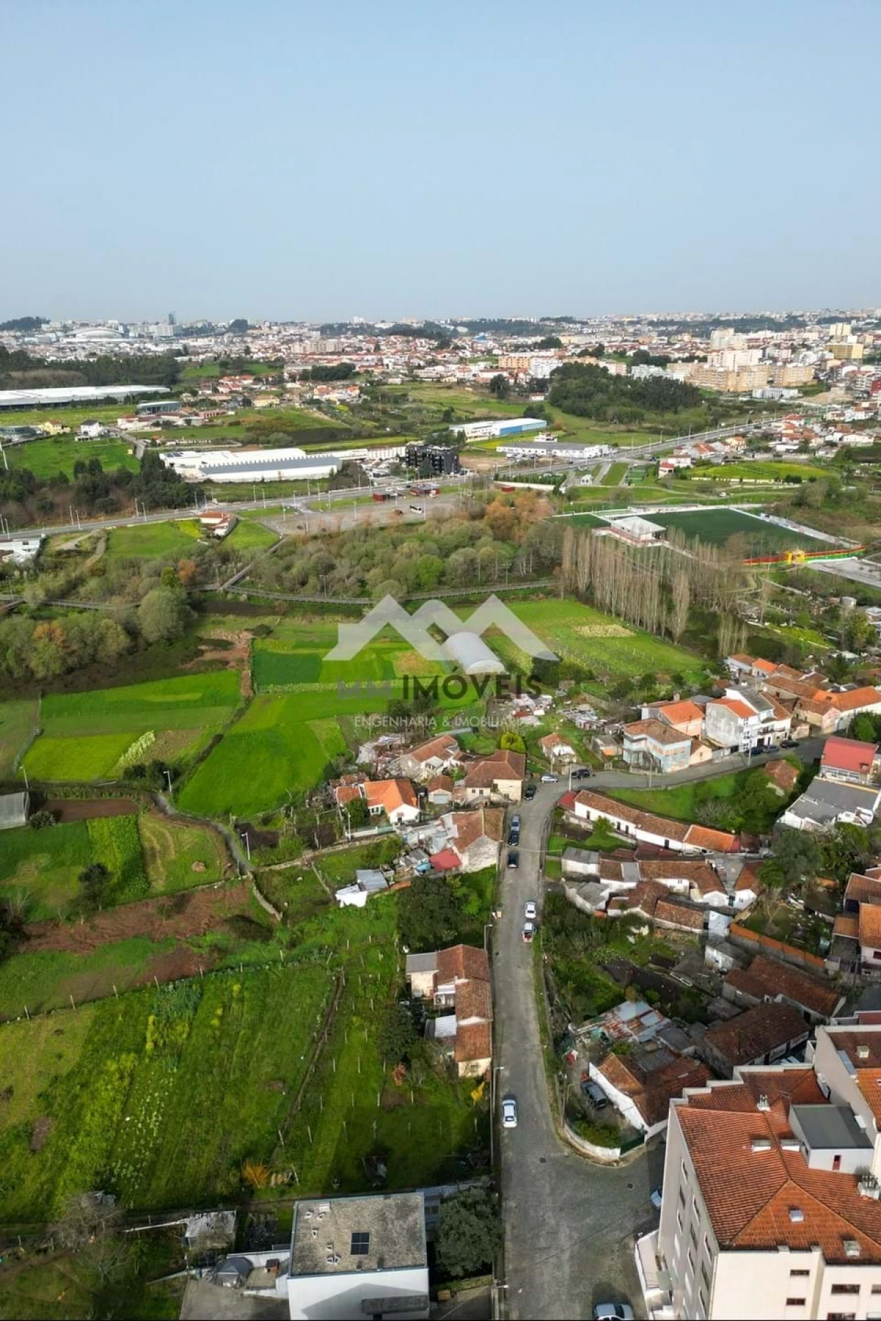 Terreno para Venda em Fânzeres e São Pedro da Cova Foto 9