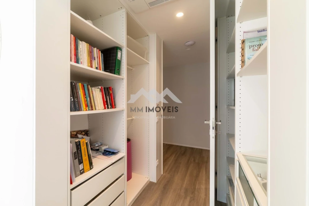 Moradia T4 para Venda em Nogueira e Silva Escura Foto 40