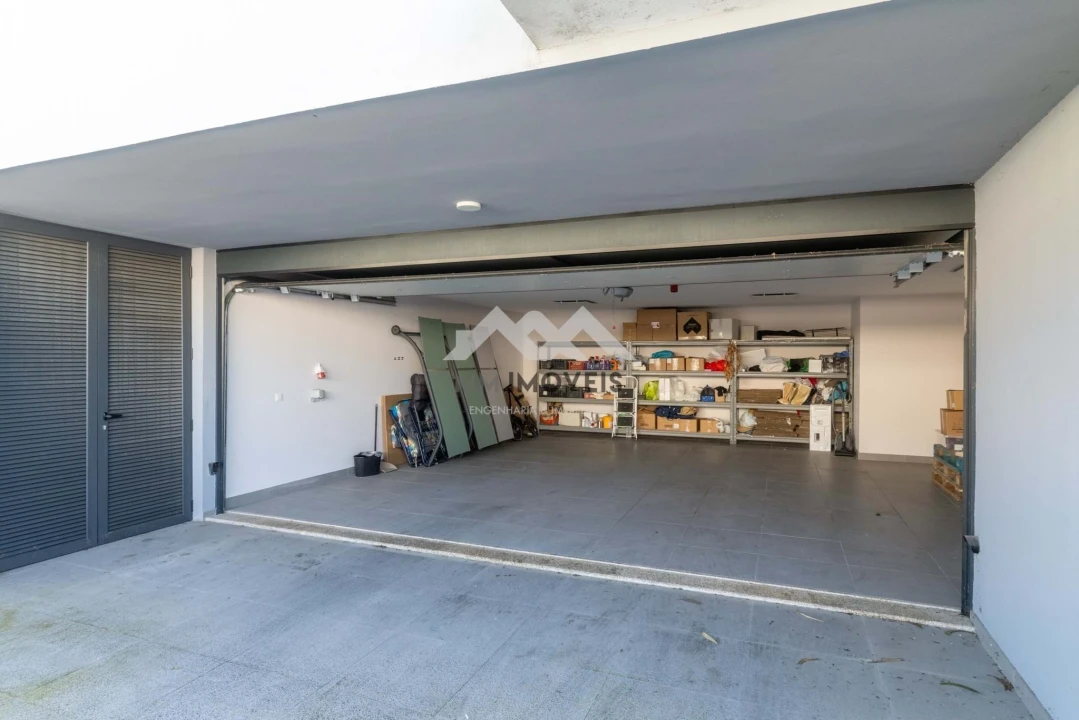 Moradia T4 para Venda em Nogueira e Silva Escura Foto 66