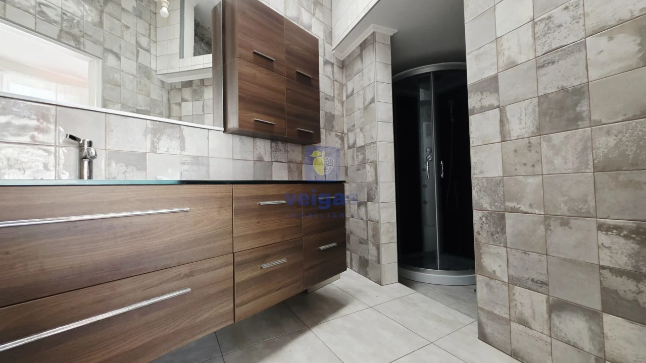 Moradia T5 para Venda em Caldas da Rainha - Santo Onofre e Serra do Bouro Foto 11