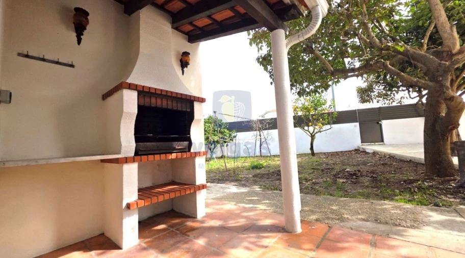 Moradia T5 para Venda em Caldas da Rainha - Santo Onofre e Serra do Bouro Foto 18