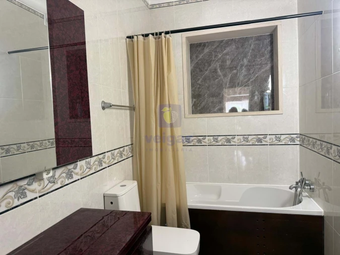 Moradia T5 para Venda em Caldas da Rainha - Santo Onofre e Serra do Bouro Foto 19