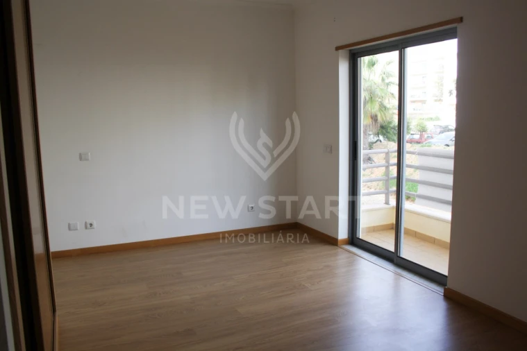 Apartamento T3 para Venda em Pechão Foto 10