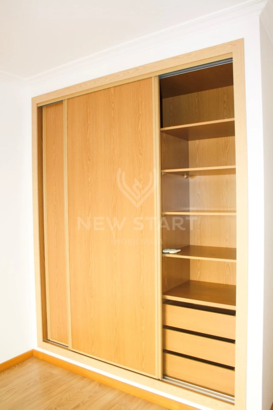 Apartamento T3 para Venda em Pechão Foto 14