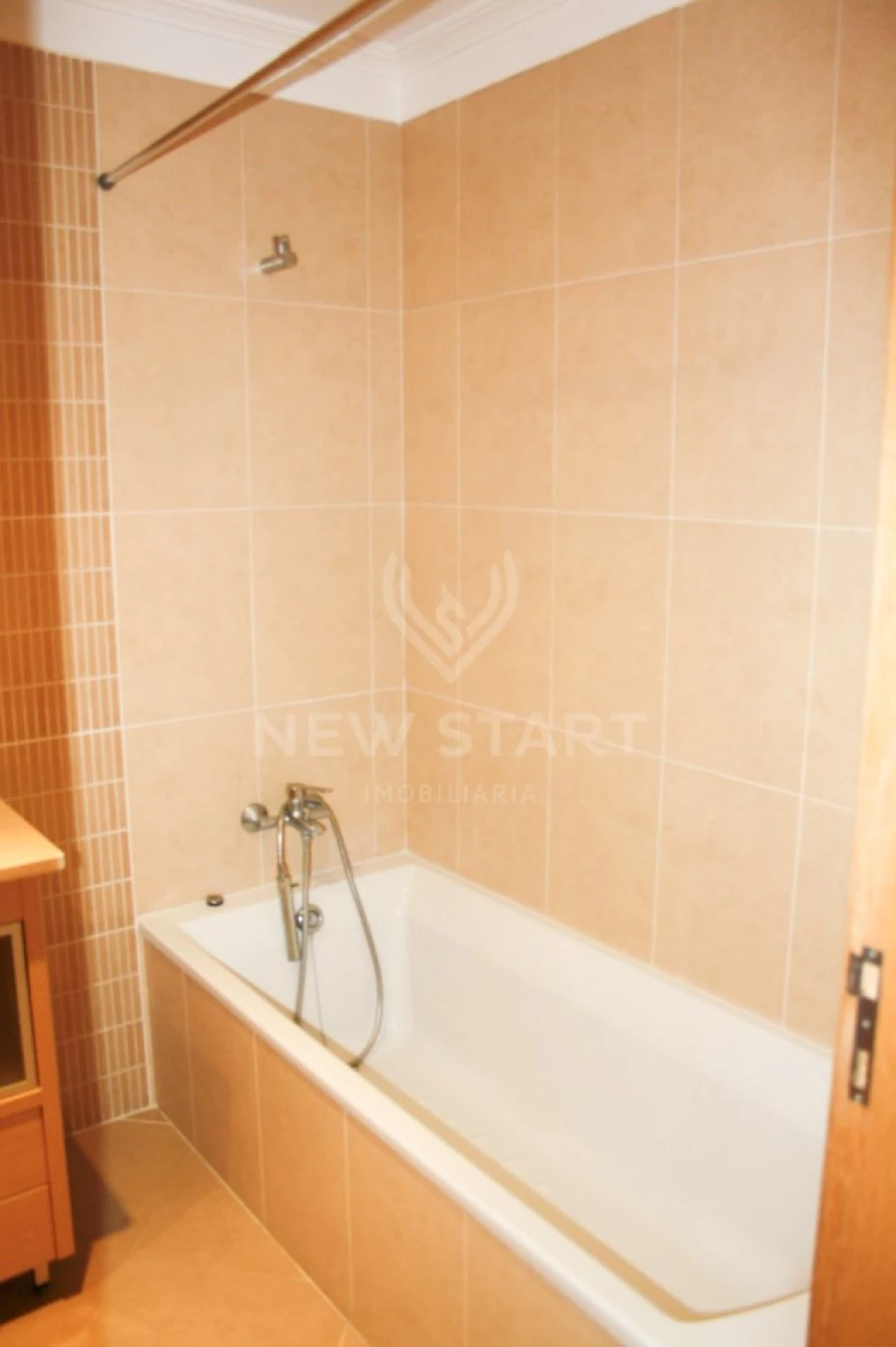 Apartamento T3 para Venda em Pechão Foto 16