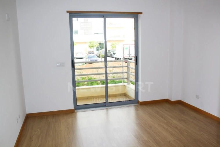 Apartamento T3 para Venda em Pechão Foto 18