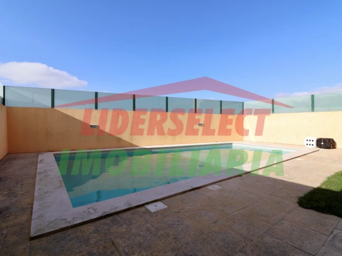 Moradia T3 para Venda em Silveira