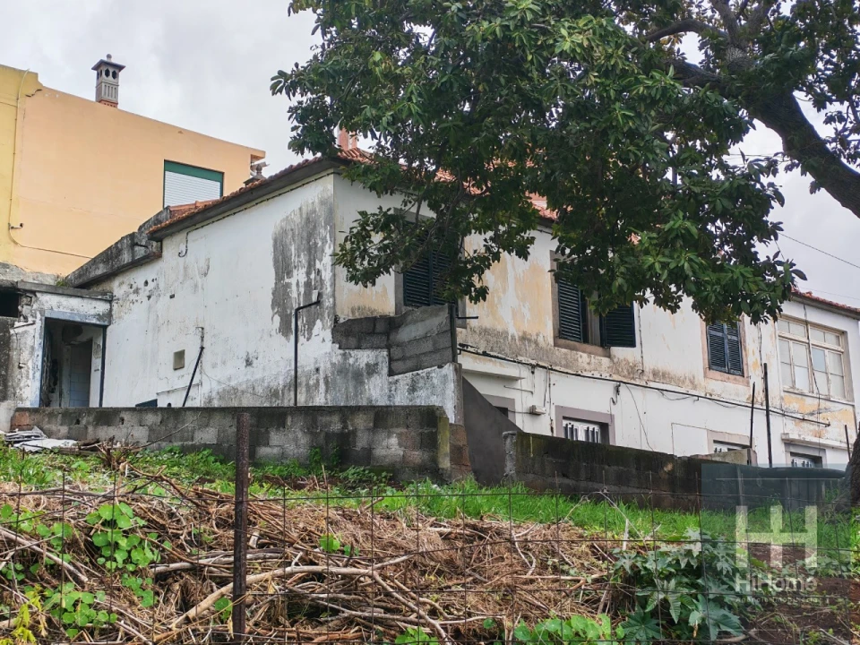 Moradia T2 para Venda em Santo Antonio Foto 5