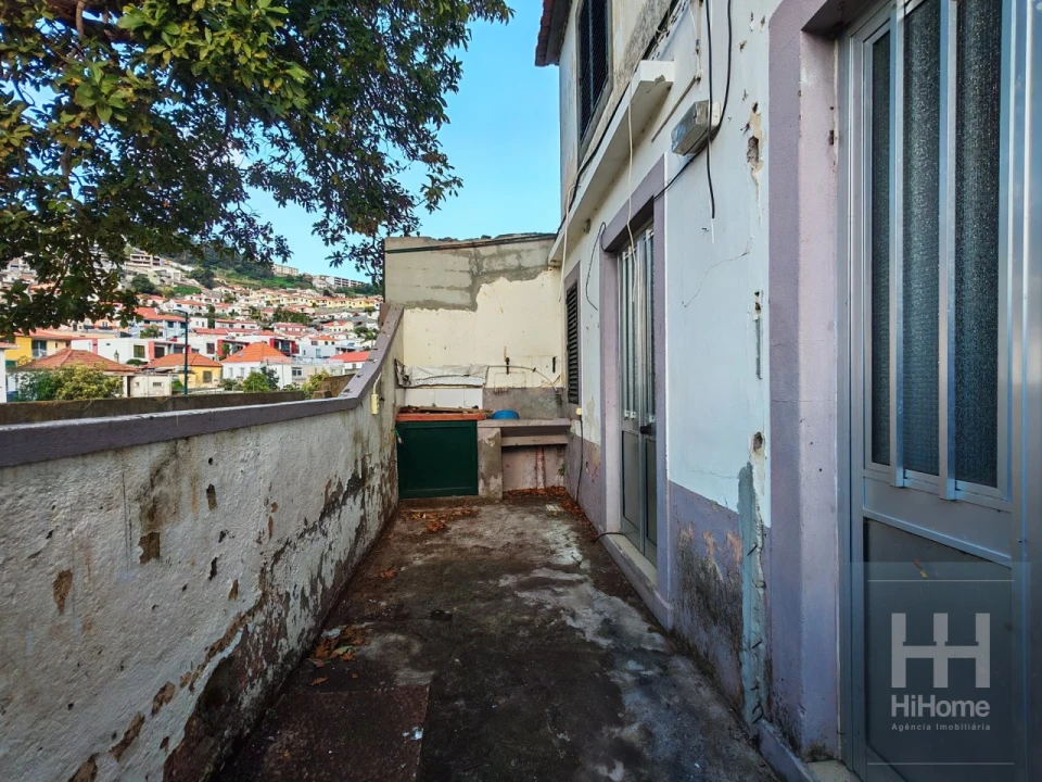 Moradia T2 para Venda em Santo Antonio Foto 7