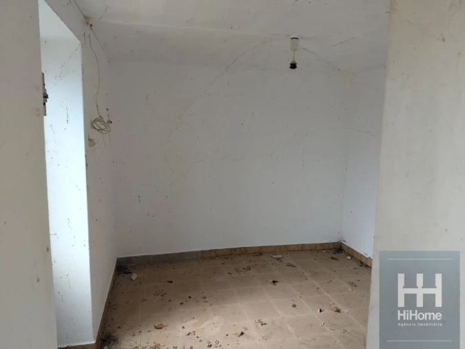 Moradia T2 para Venda em Santo Antonio Foto 9